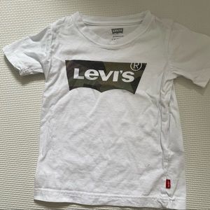 LEVIS T SHIRT
